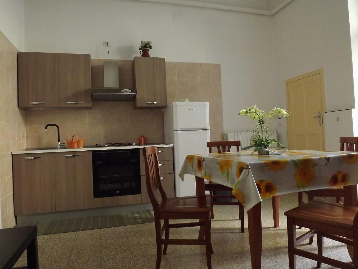 Casa Vacanze La Terra Dei Briganti Матера Экстерьер фото