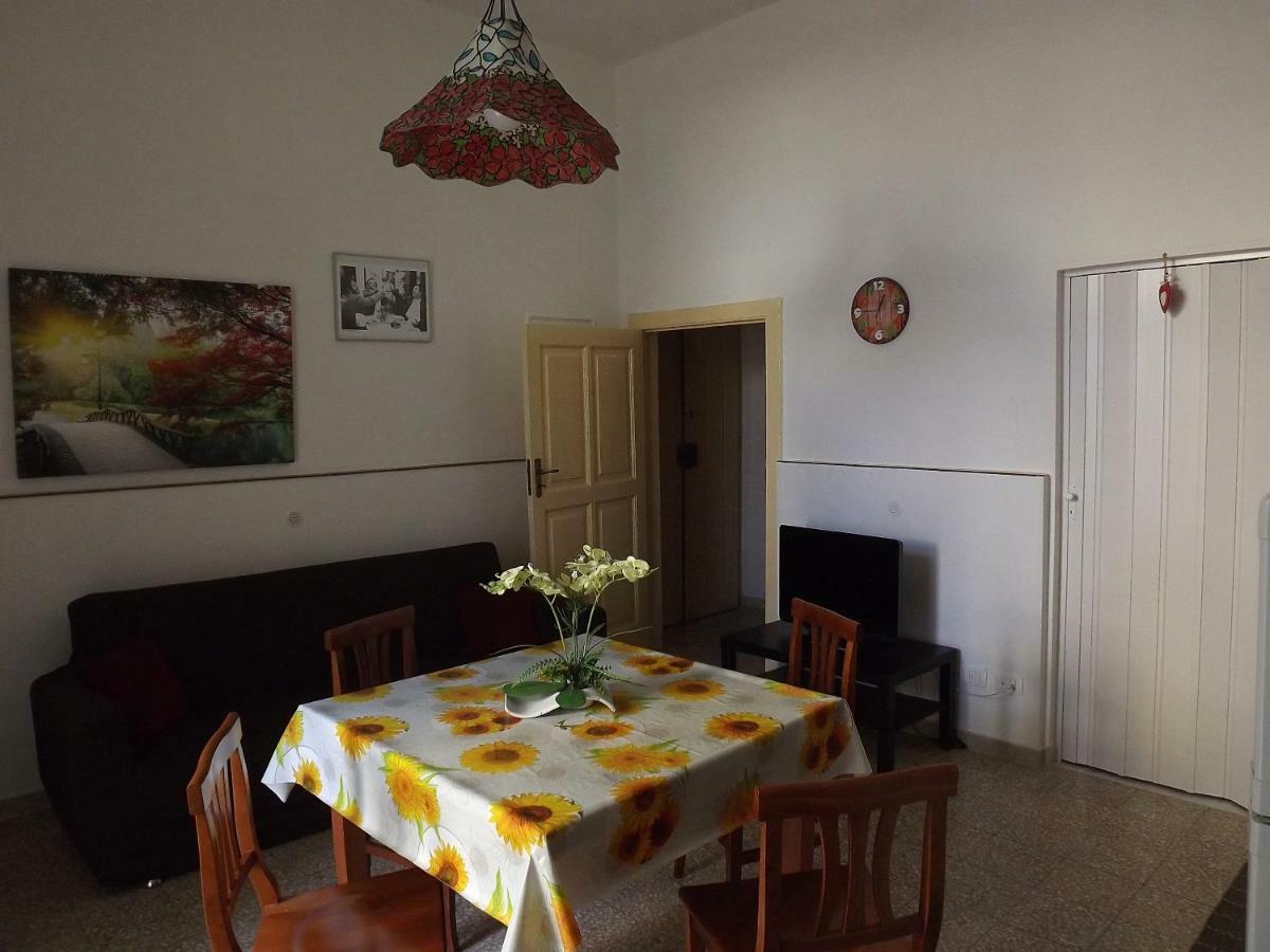 Casa Vacanze La Terra Dei Briganti Матера Экстерьер фото