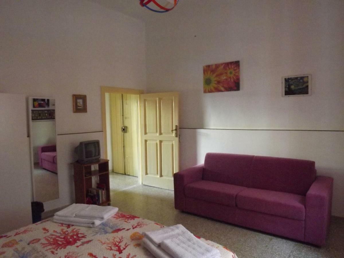Casa Vacanze La Terra Dei Briganti Матера Экстерьер фото